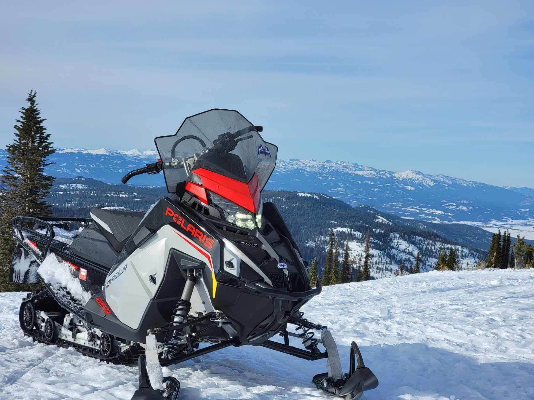 2022 Polaris 650 Voyageur Matryx- 1 or 2 person